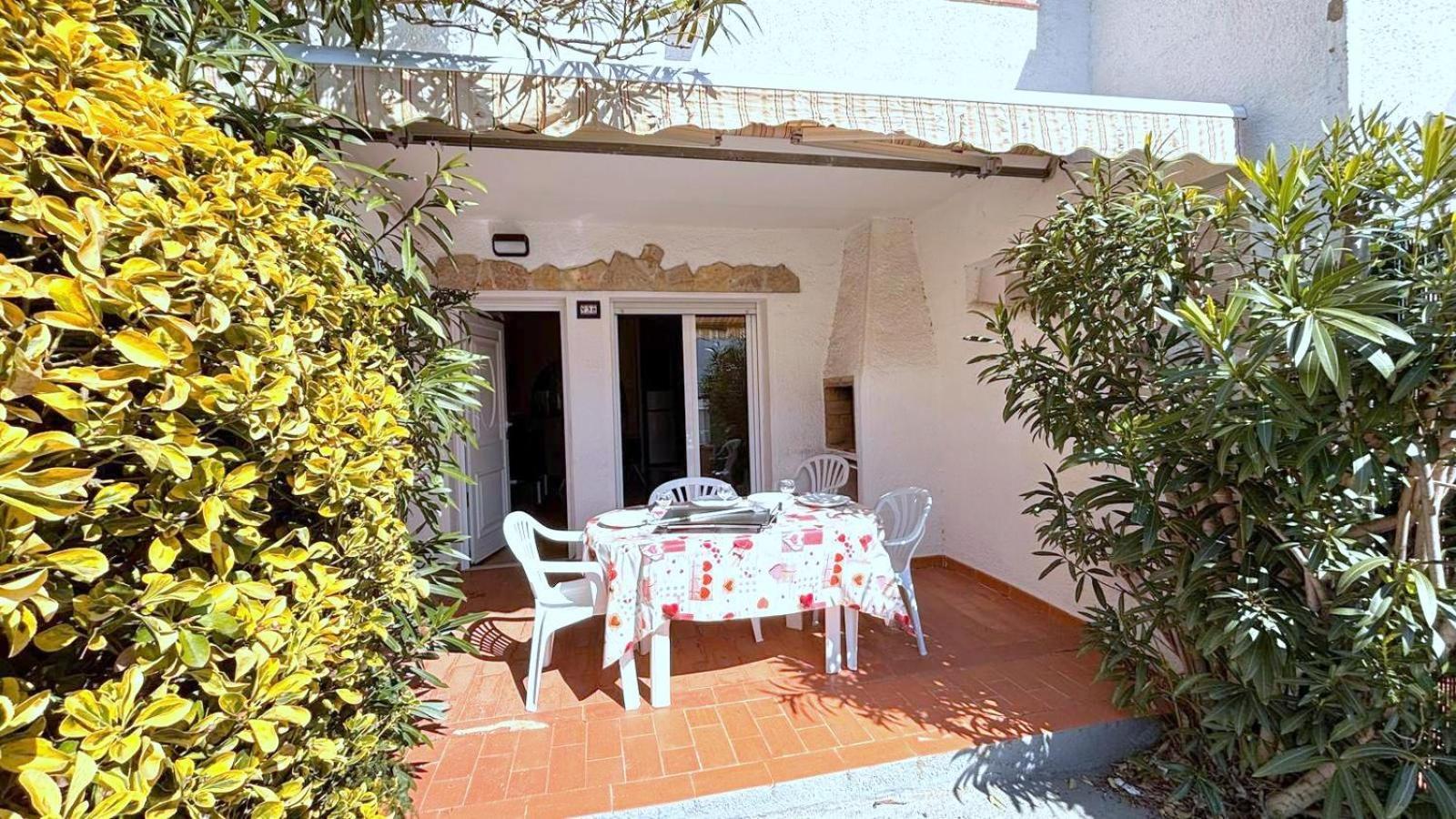 Angeles 38 Apartment Roses Exterior photo